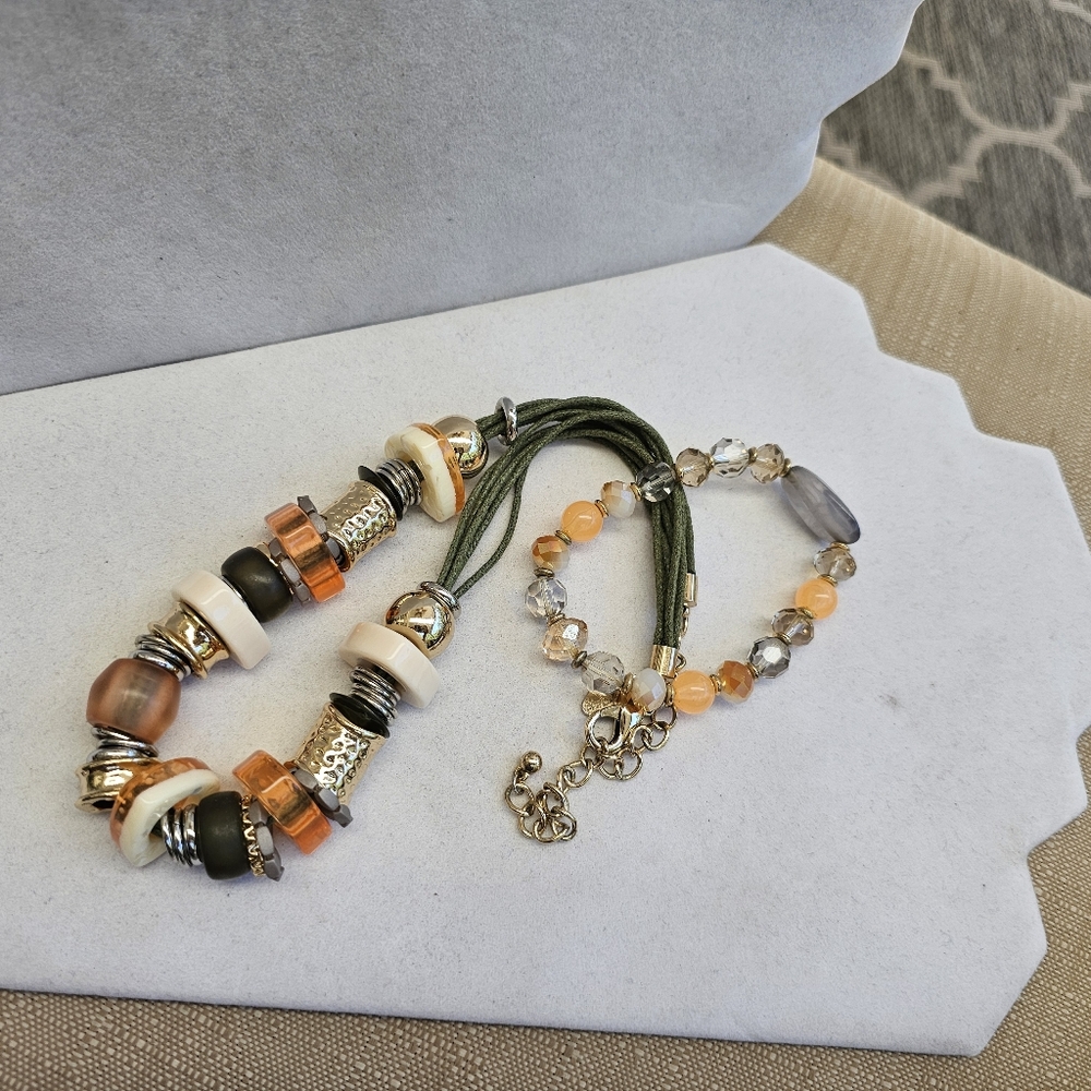 SET!  Chico's Chunky Mixed Bead Necklace with Gemstone Stretchy Bracelet  SET! - Picture 6 of 16